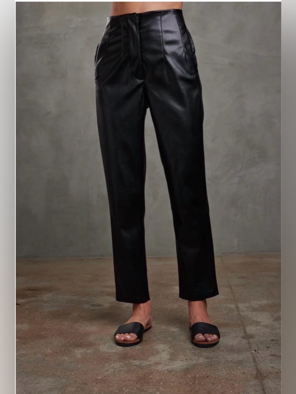 NEW SUNDAYS keaton pant in black
